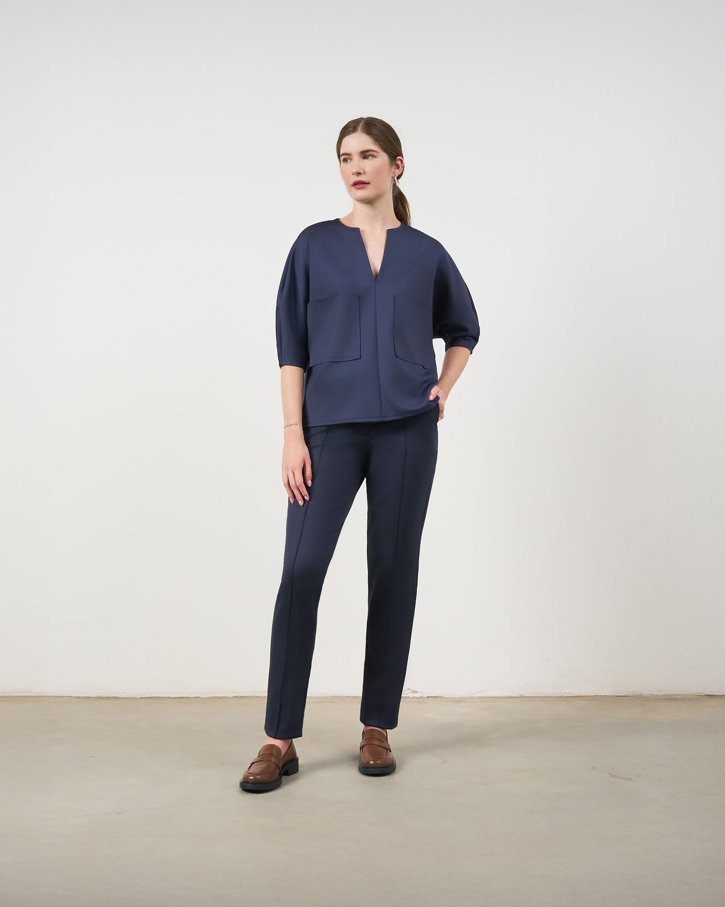Blusa com Bolsos - Azul Marinho