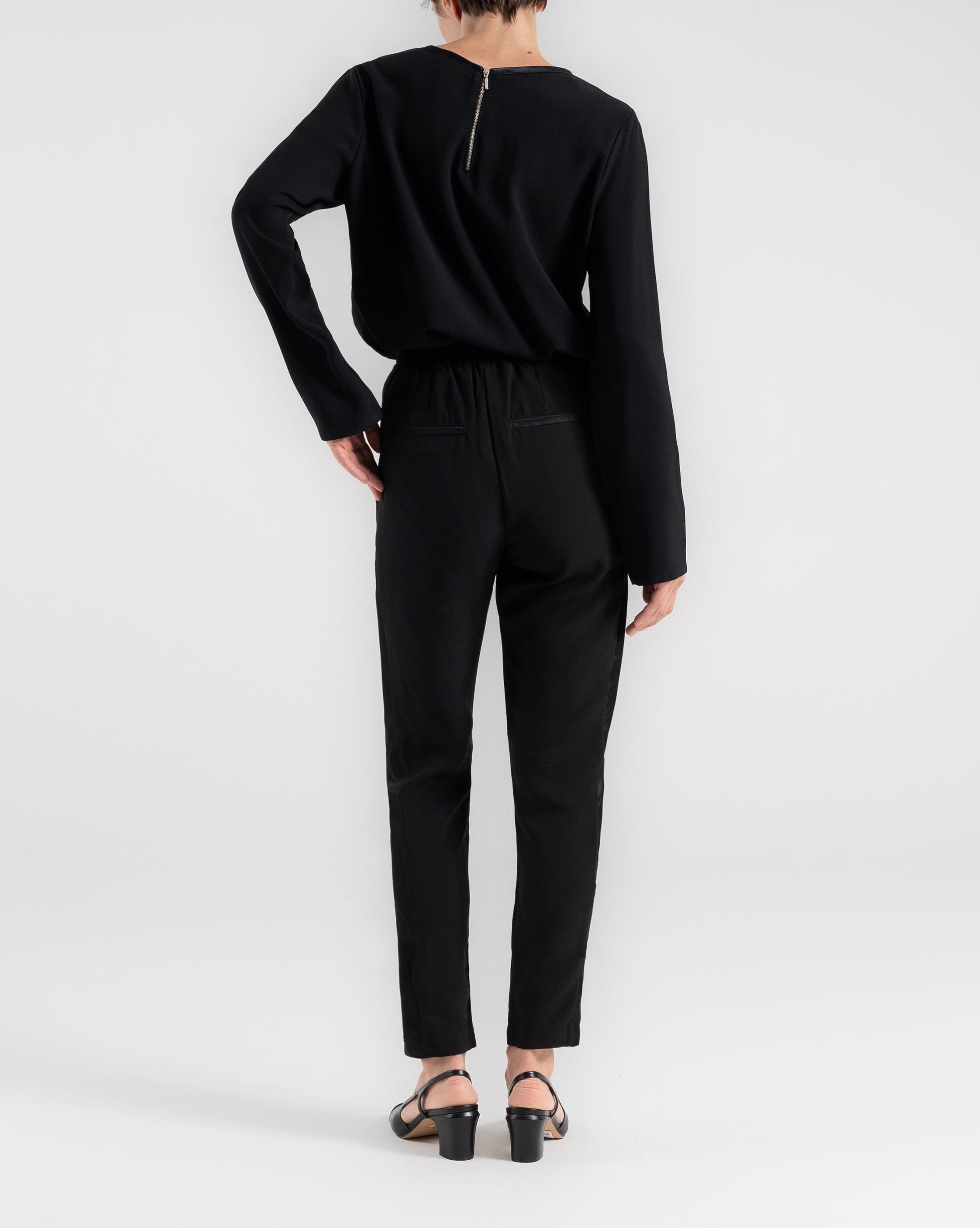 Blusa Ártemis -  Preto