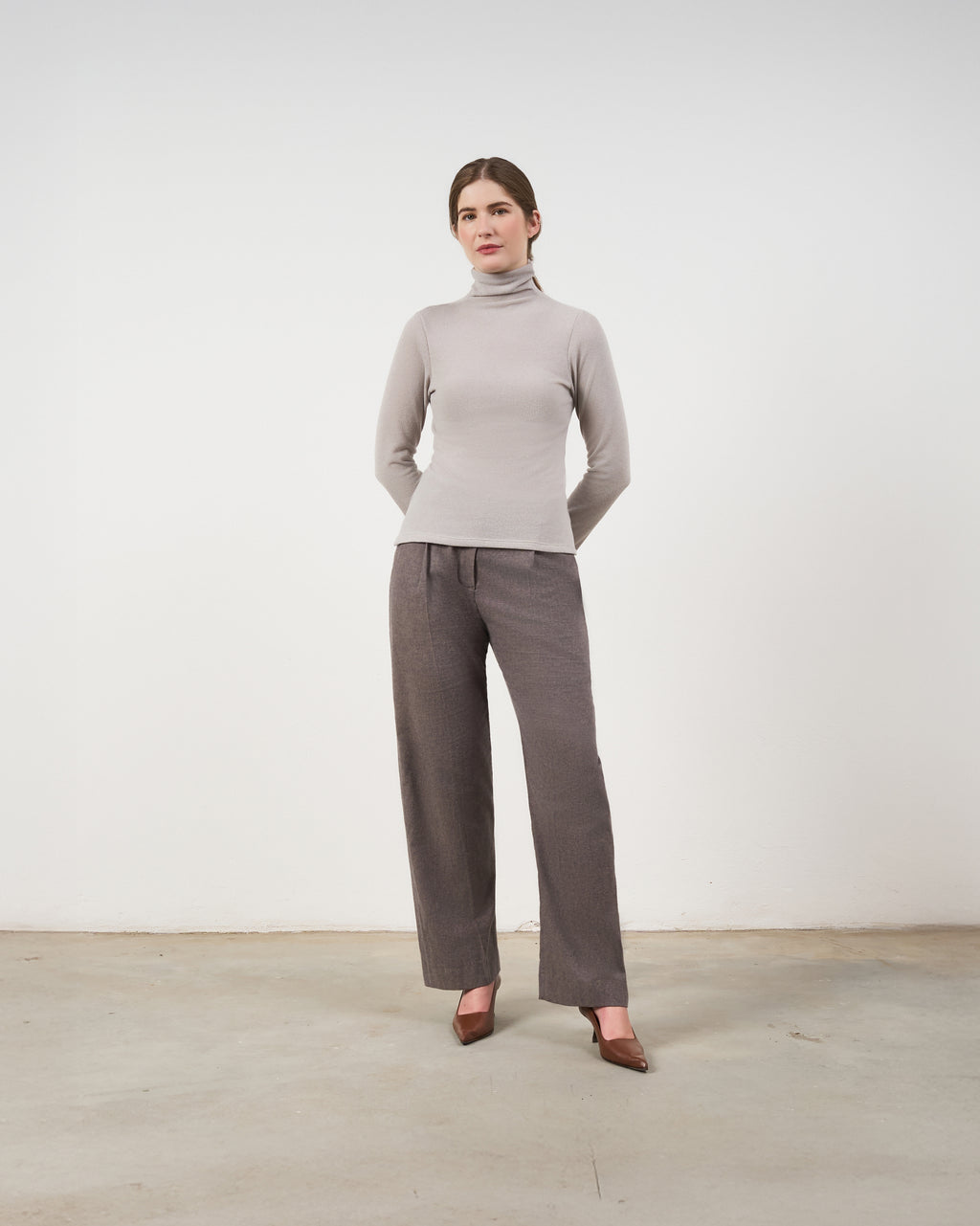 Blusa Básica Gola Alta - Cinza