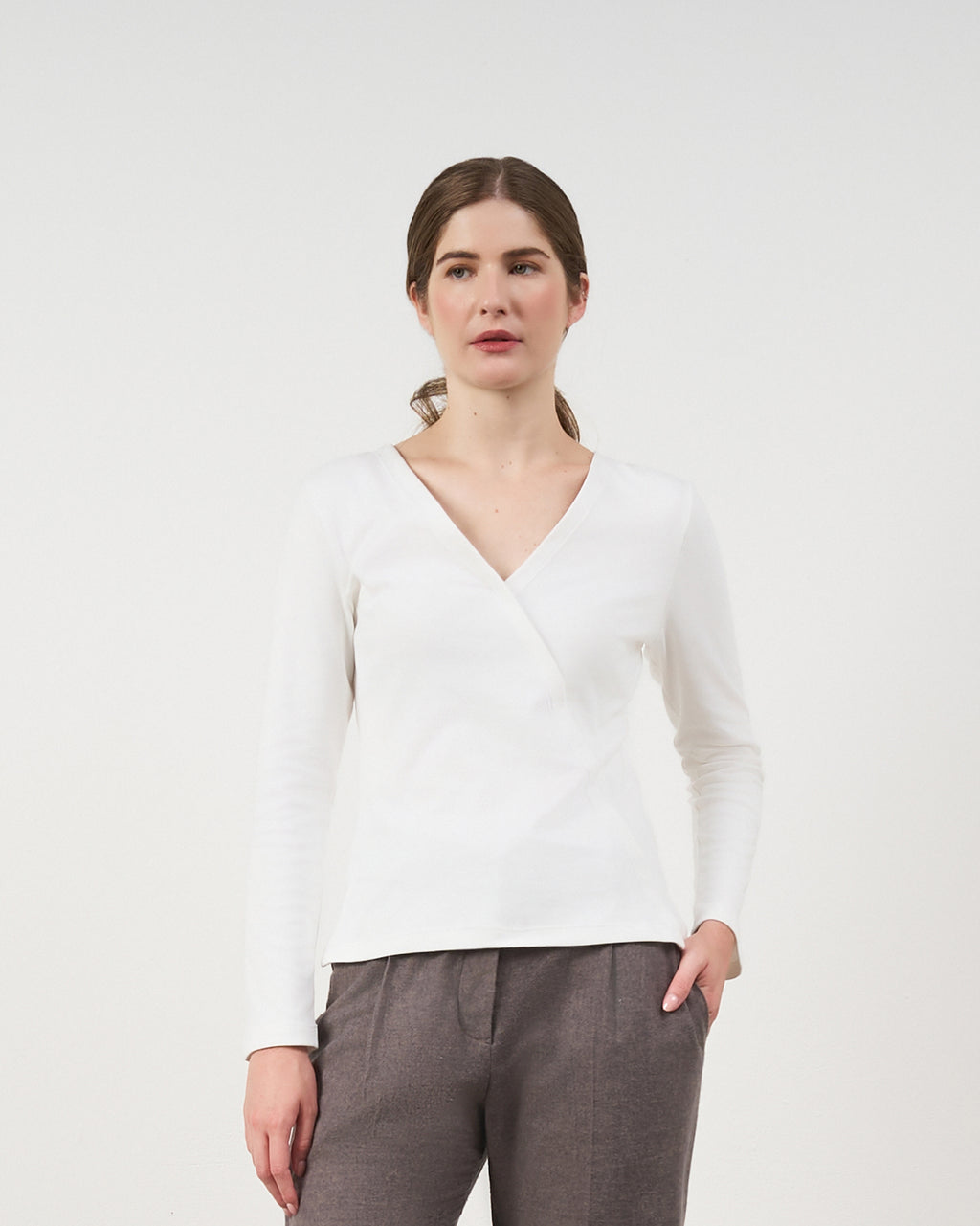 Blusa Decote V Diagonal - Off-White