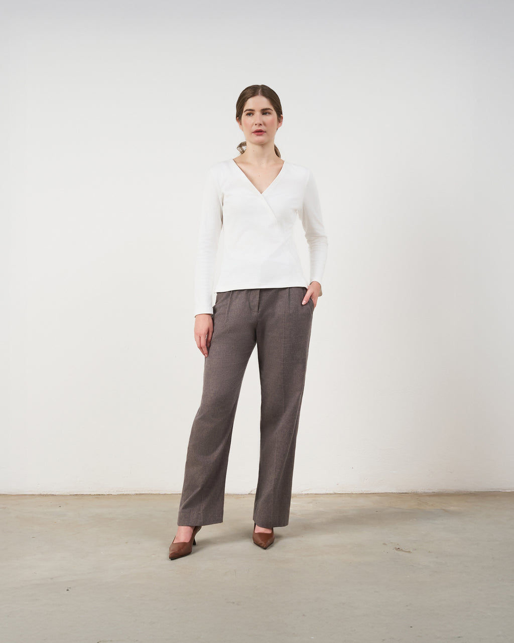 Blusa Decote V Diagonal - Off-White