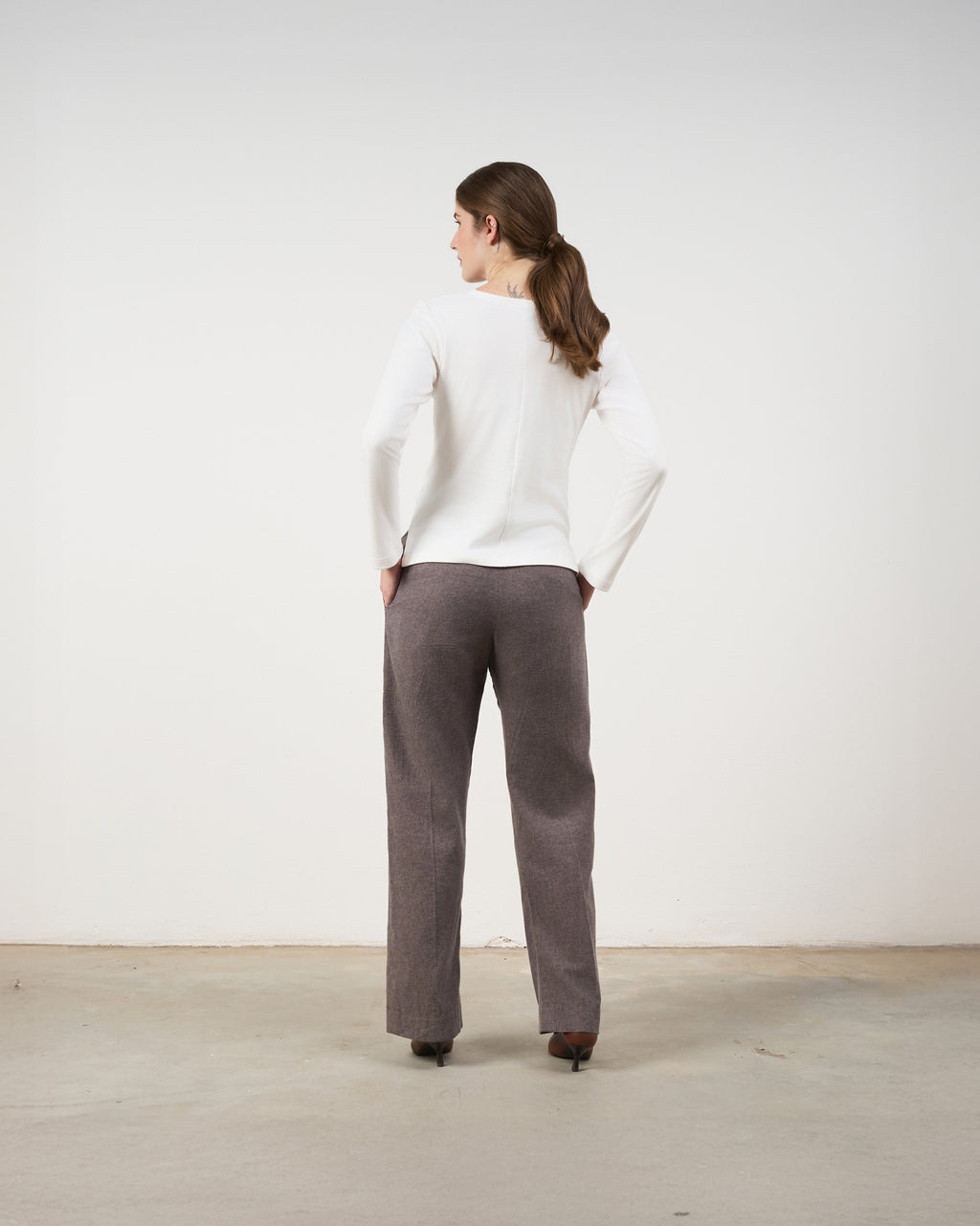 Blusa Decote V Diagonal - Off-White