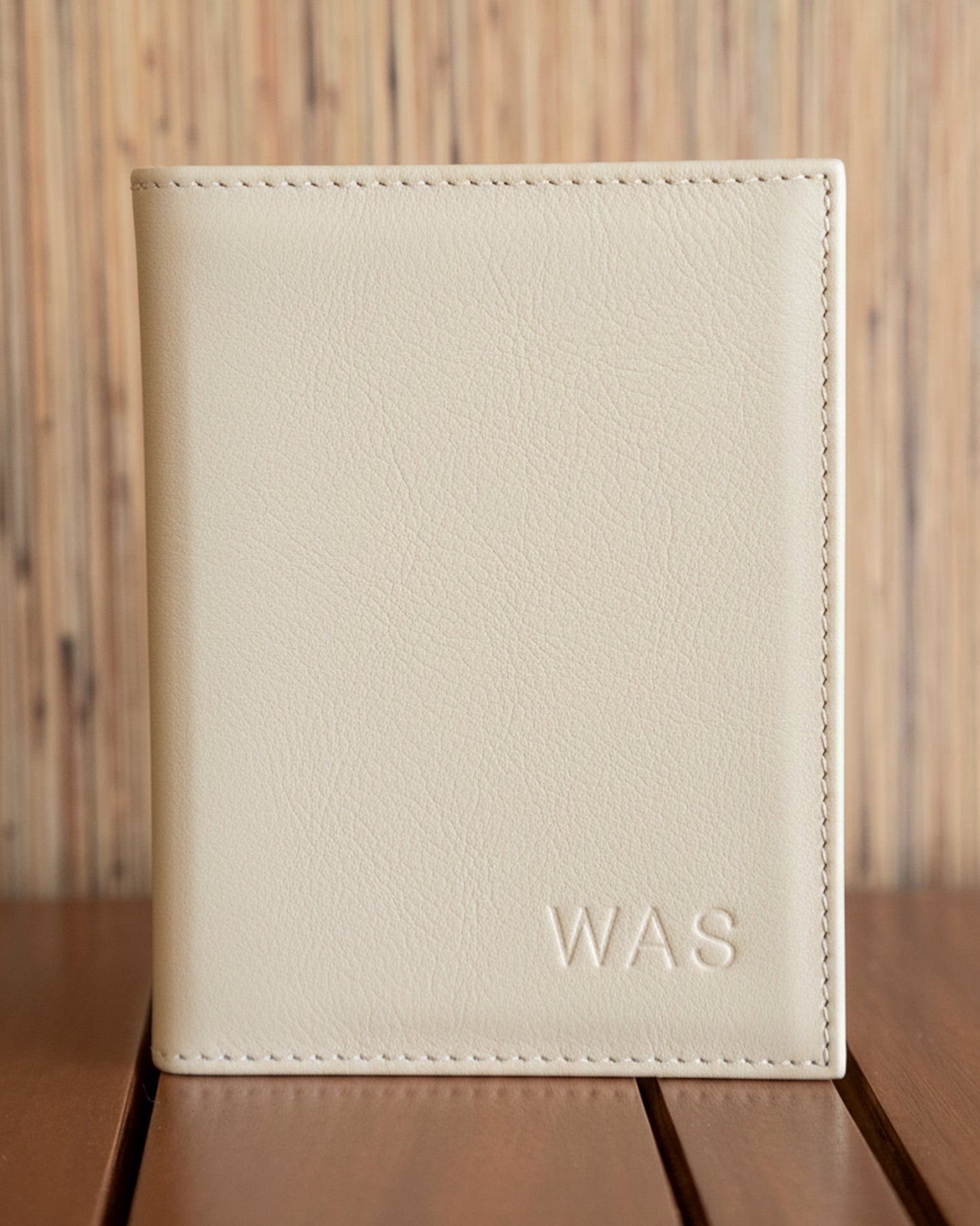 Porta Passaporte - Off-White