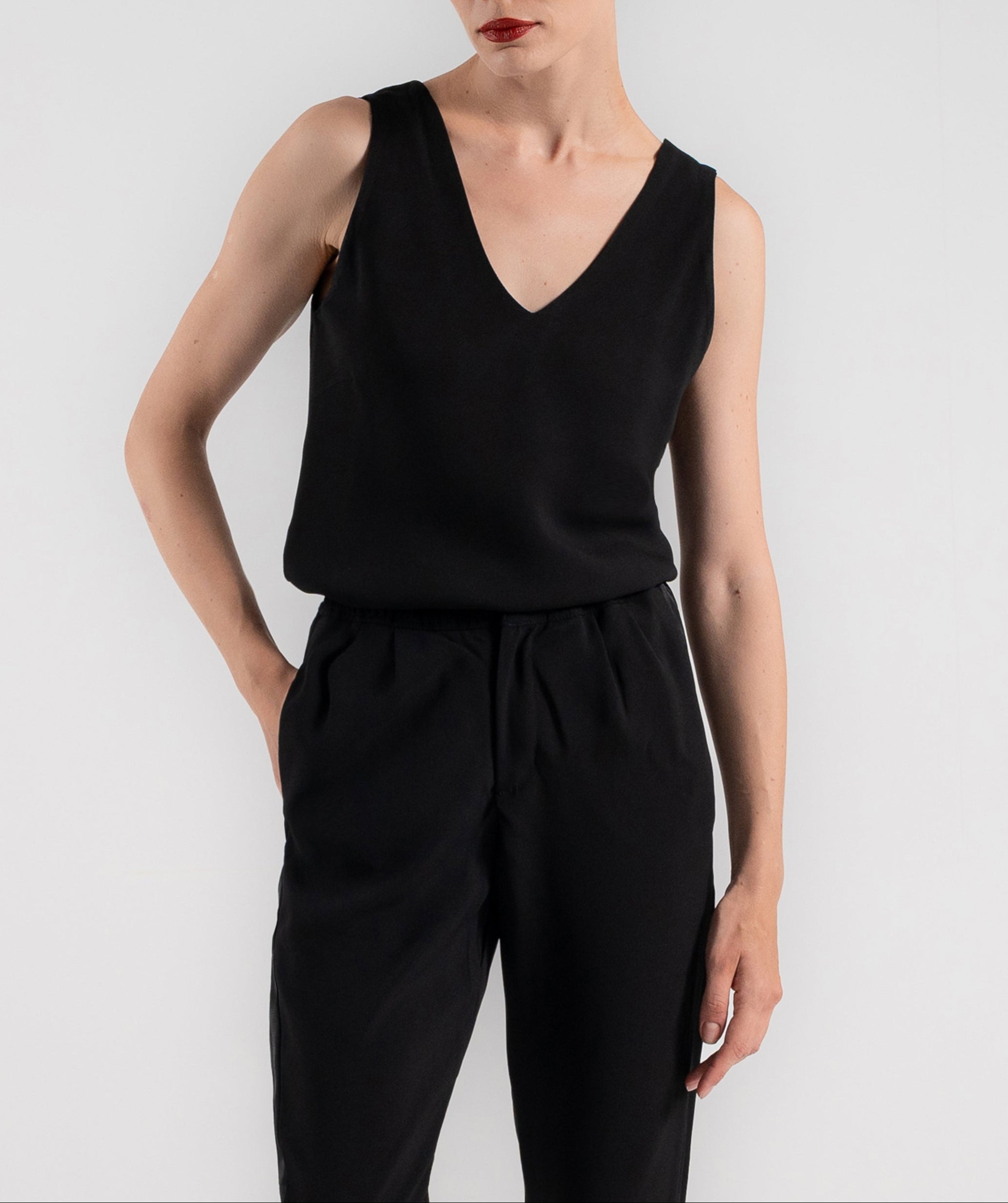 Regata Antúrio - Crepe Patou | Preto