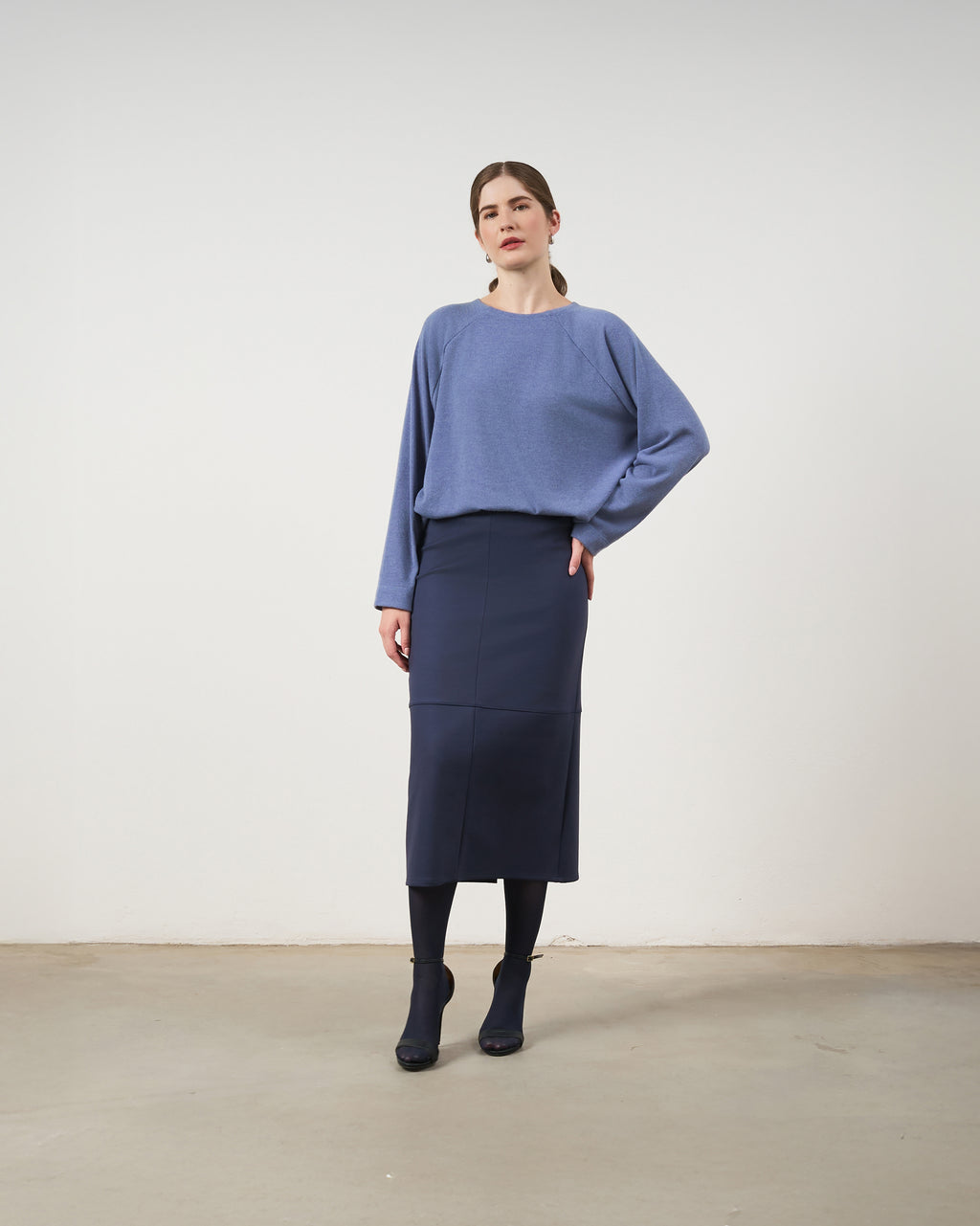 Saia Olívia - Azul Marinho