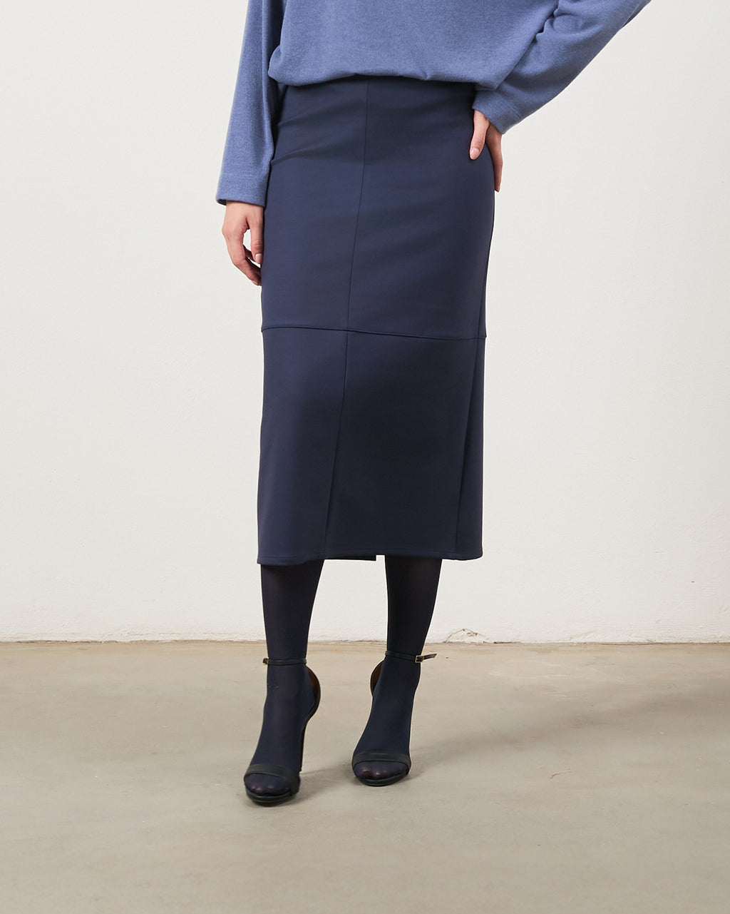 Saia Olívia - Azul Marinho