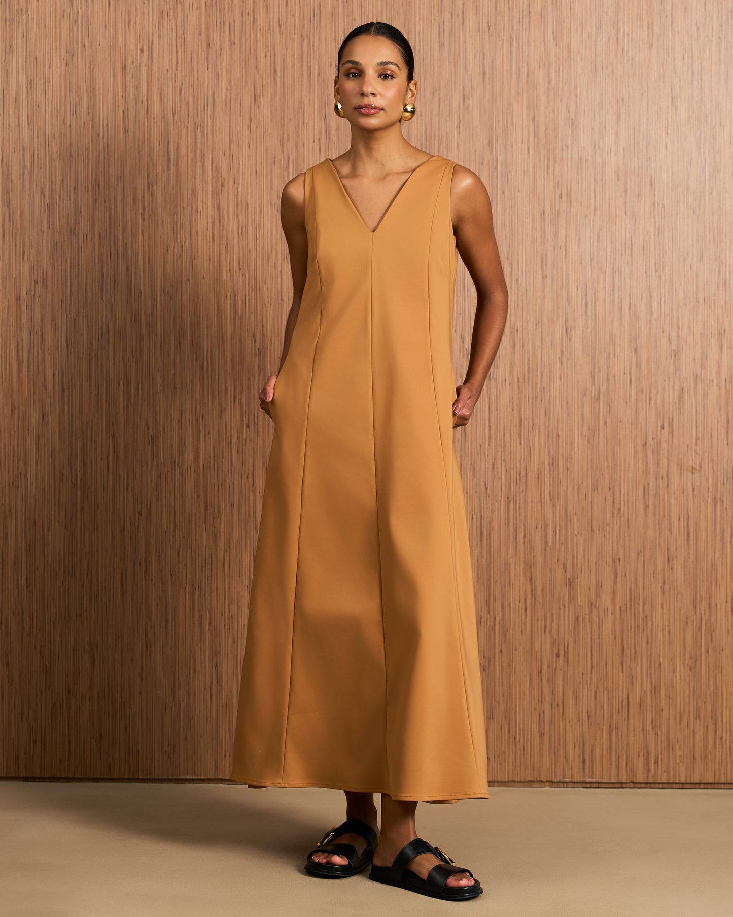 Vestido Evasê Recortes - Moscow Mule